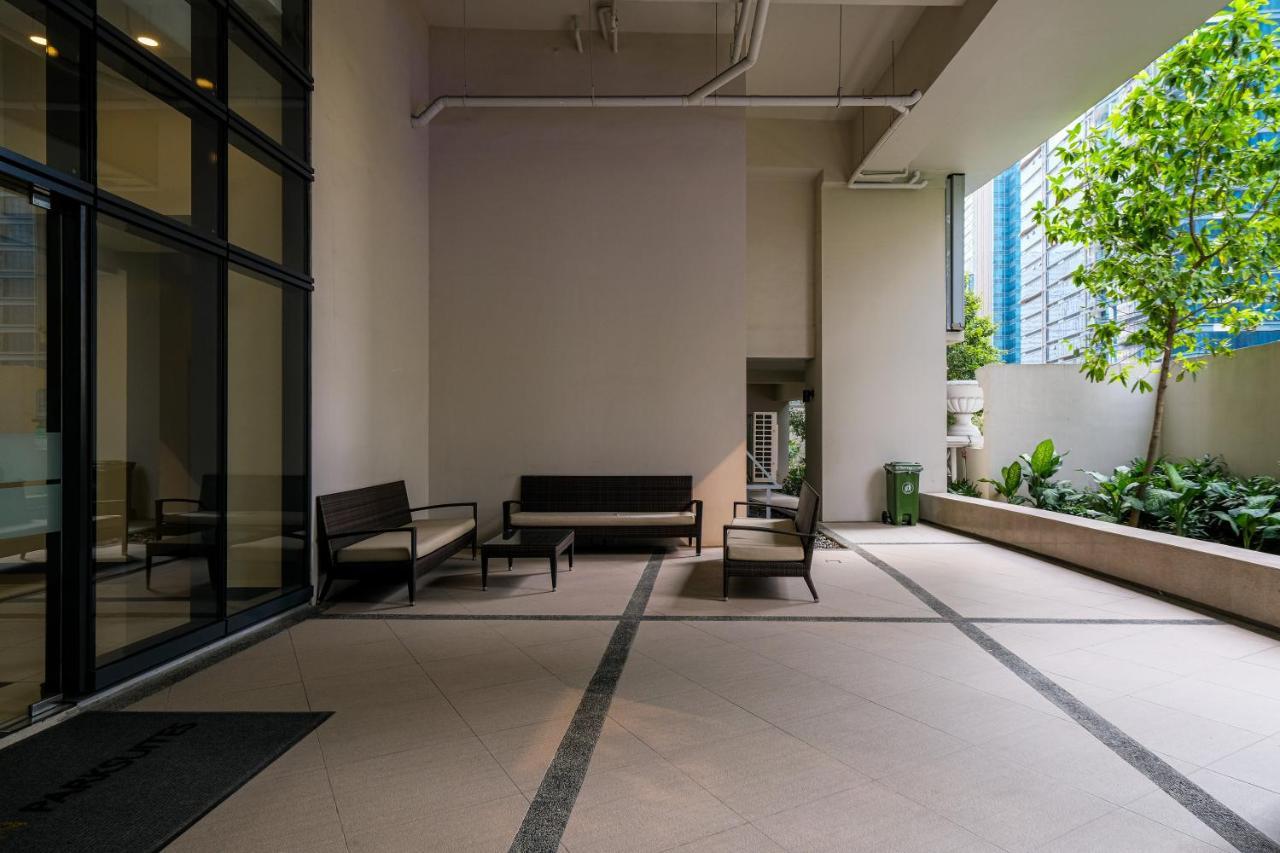 Cityscape View 2Br In Uptown Bgc W 200Mbps Wifi Taguig Exterior foto
