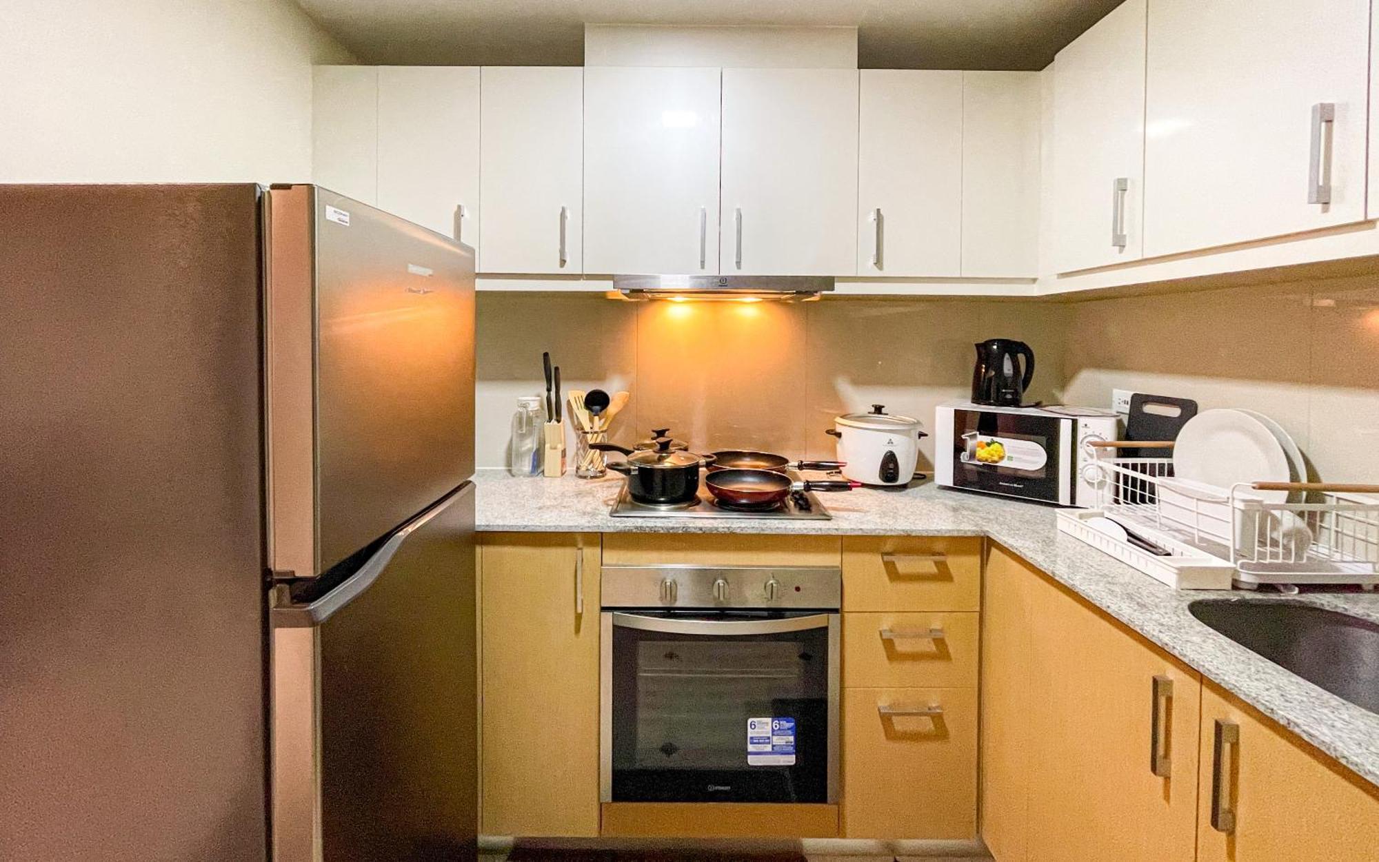 Cityscape View 2Br In Uptown Bgc W 200Mbps Wifi Taguig Exterior foto