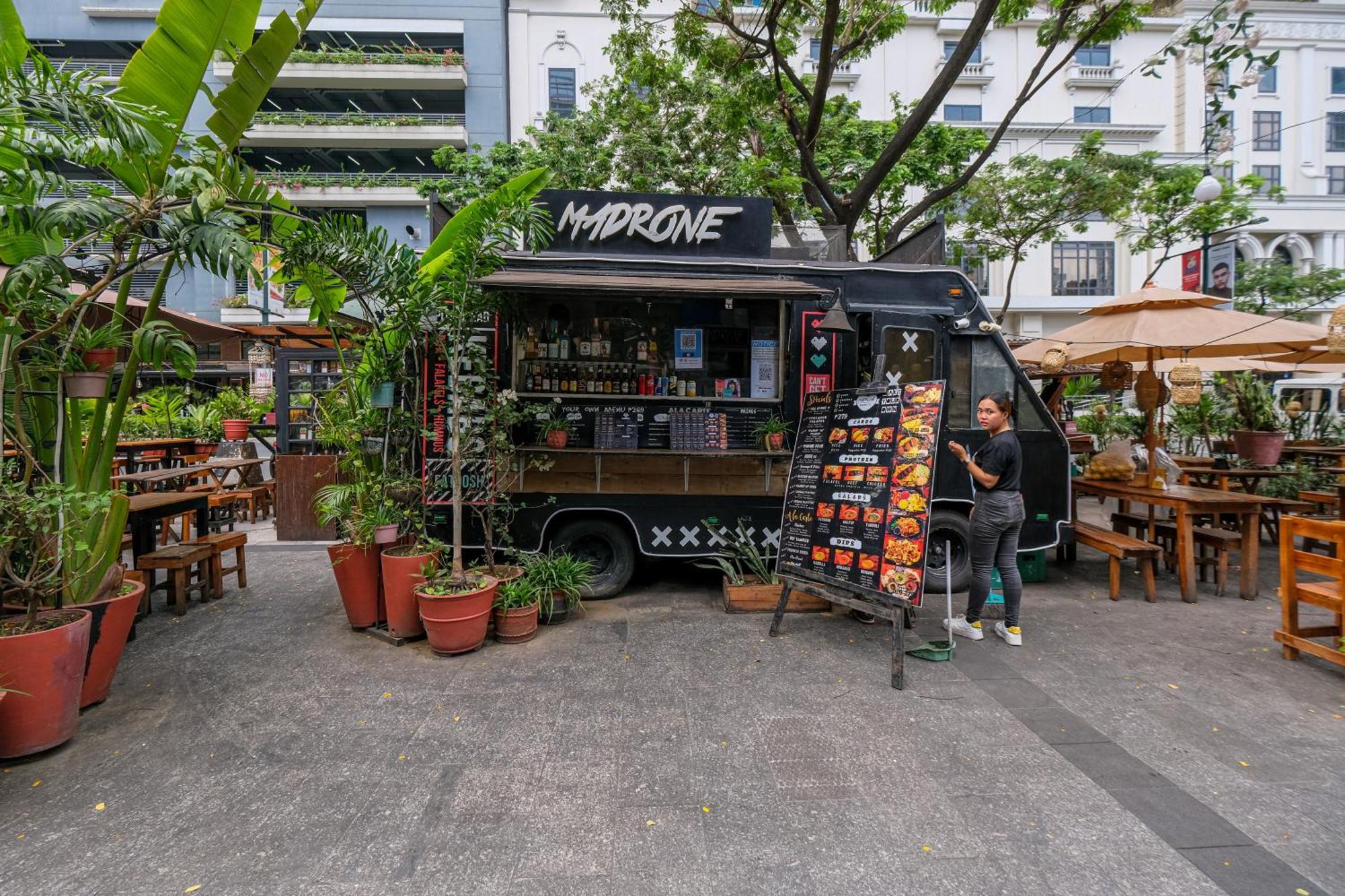 Cityscape View 2Br In Uptown Bgc W 200Mbps Wifi Taguig Exterior foto
